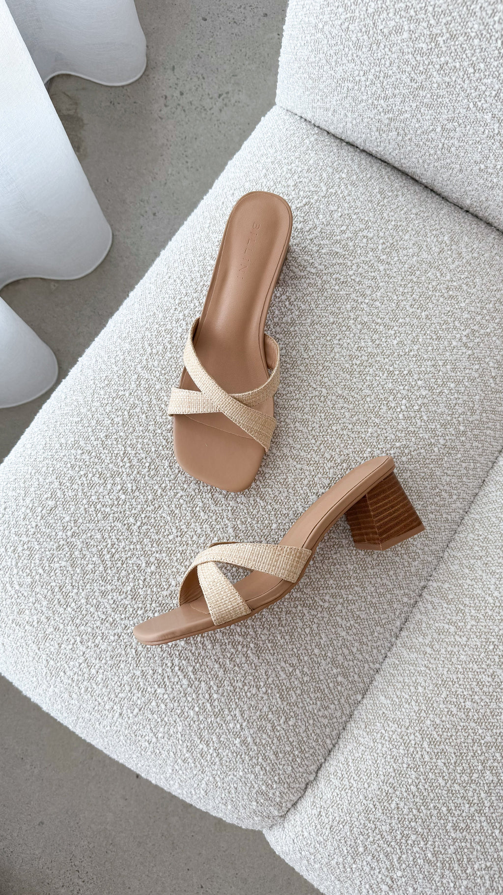 Wila Heel - Natural Raffia