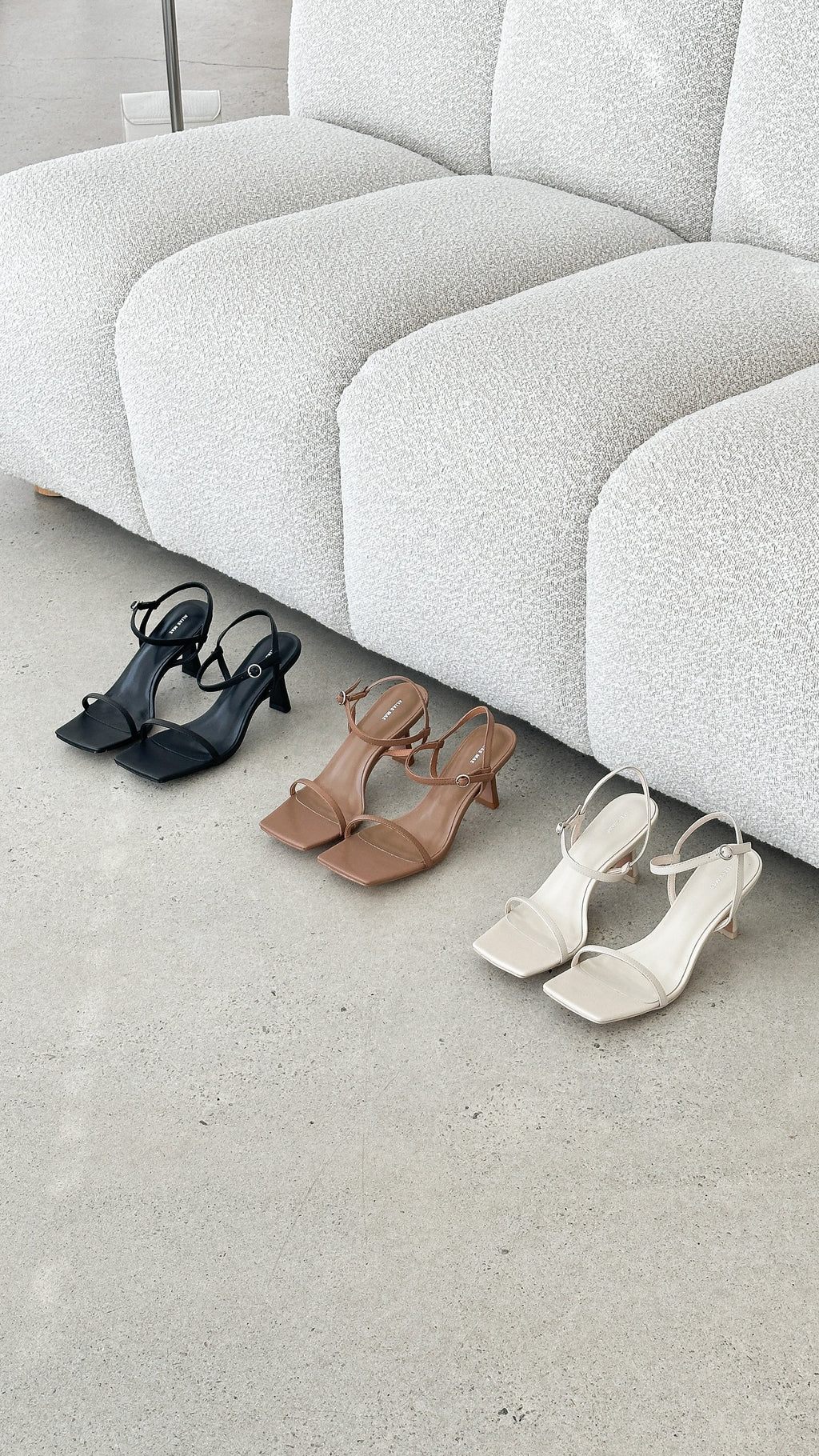 Scarlet Heel - Pecan Leather