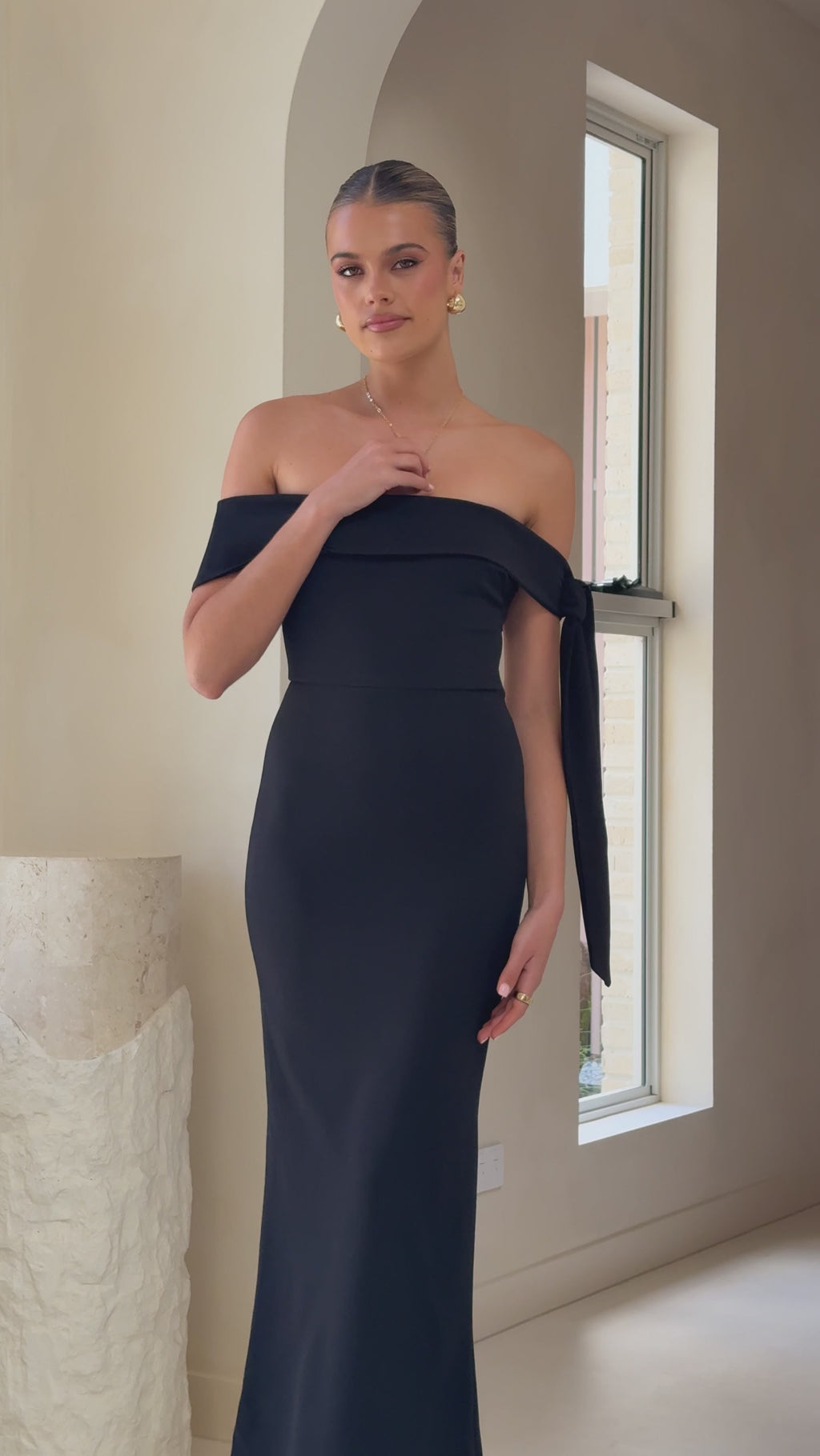 Halen Off Shoulder Midi Dress - Black