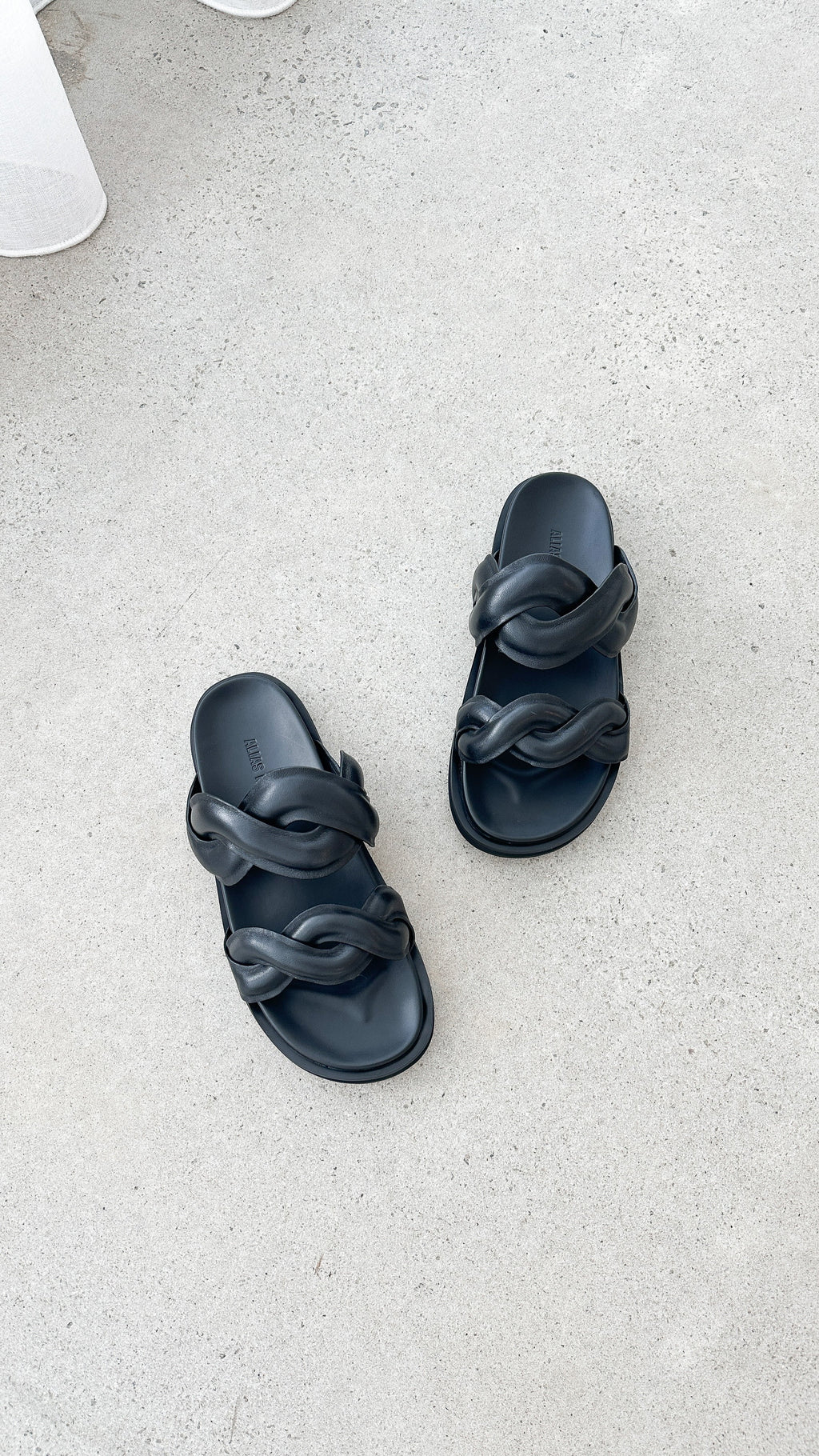 Pantone Slides - Black Leather
