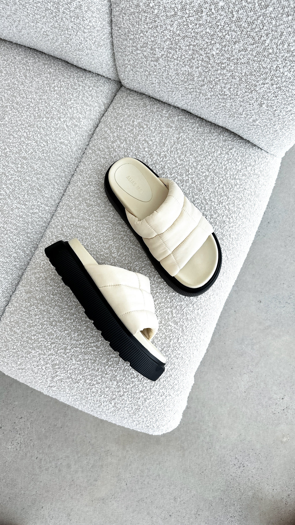 Vivian Slide - Cream