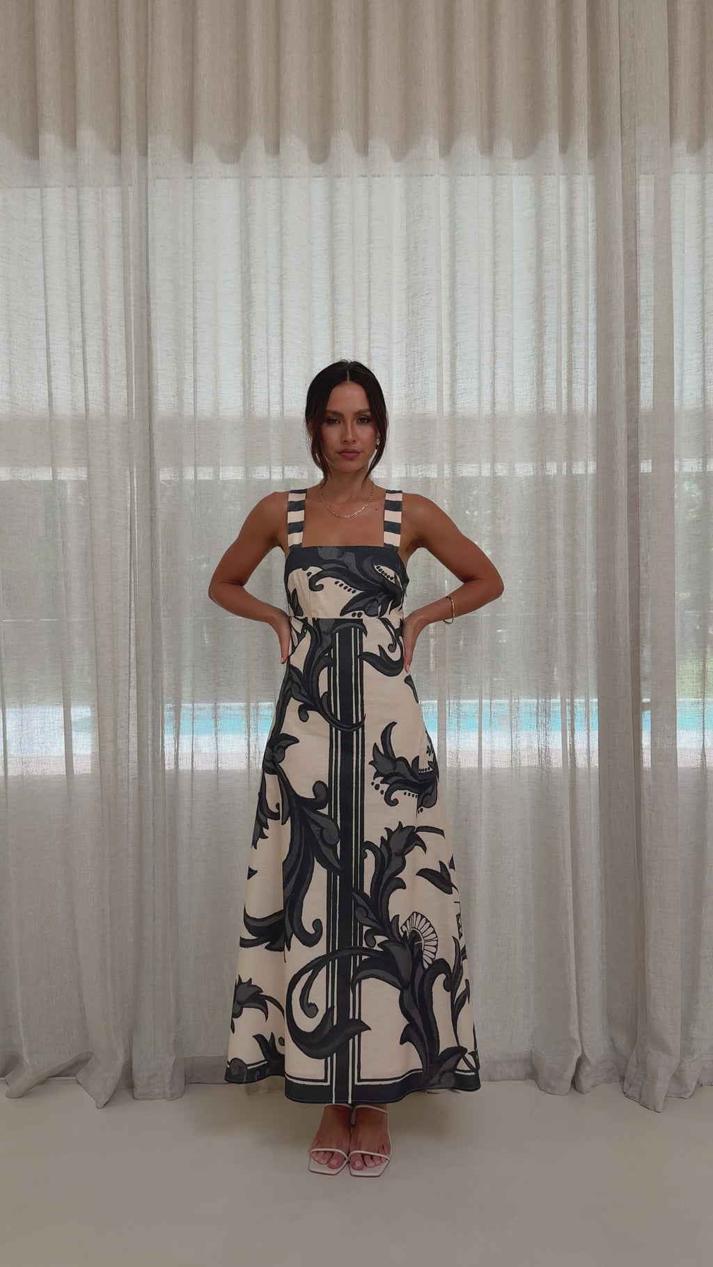 Mandy Maxi Dress - Cream / Black