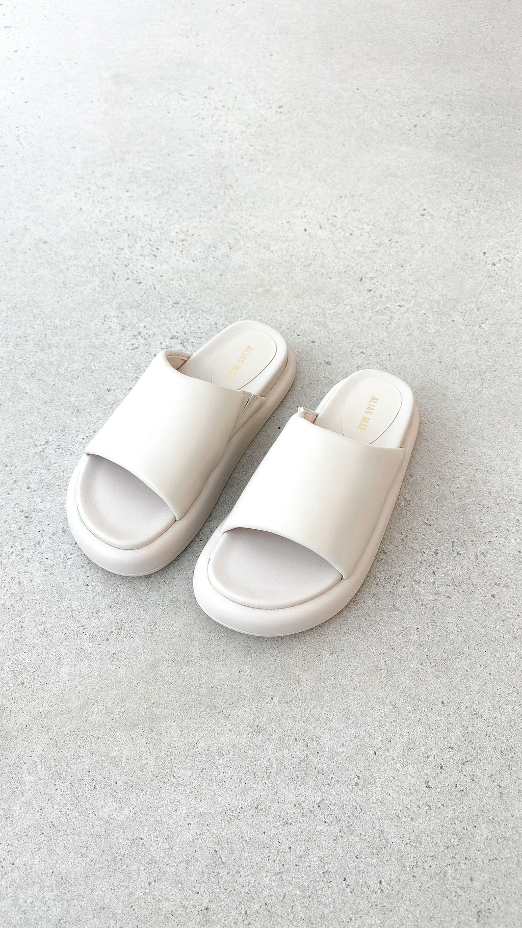 Thea Slide - Bone Leather