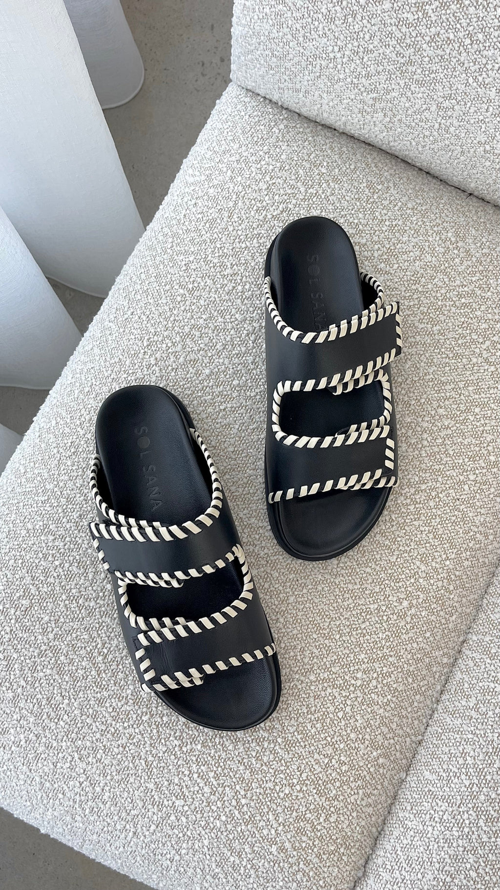 Sol Sana Fontelina Footbed - Black / Off White Trim